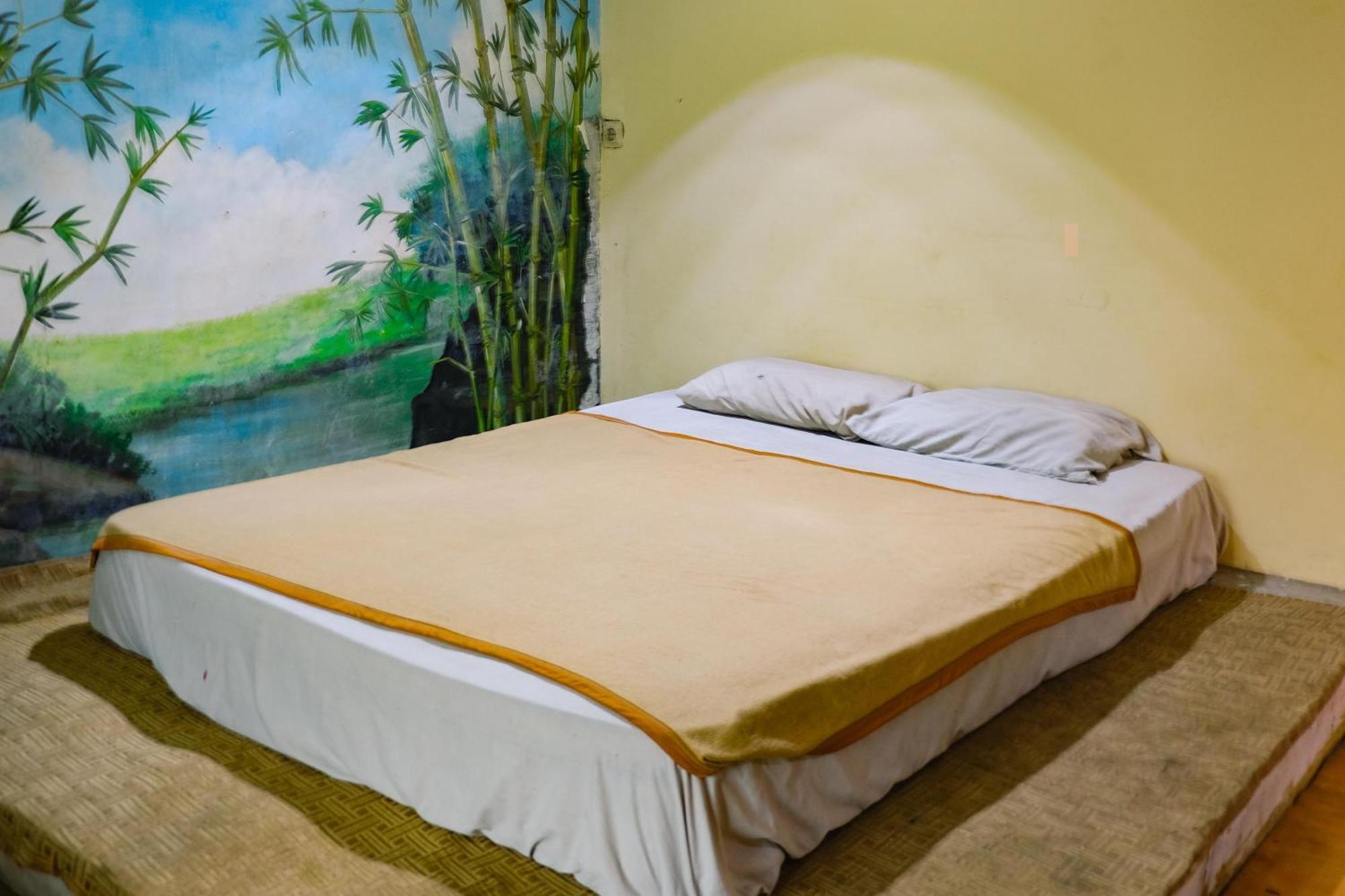 King Stone Hotel Mencil Екстер'єр фото