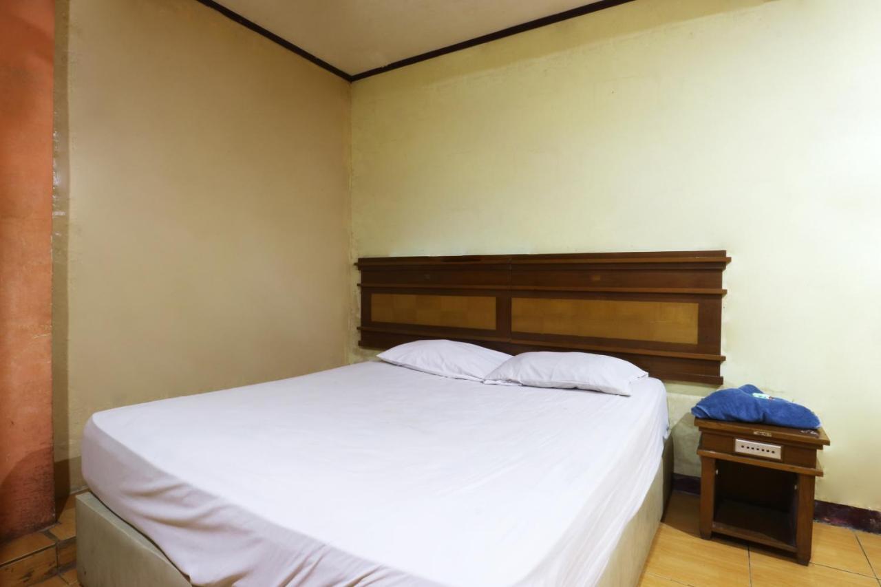 King Stone Hotel Mencil Екстер'єр фото